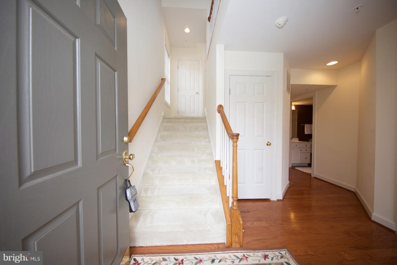 5153 Key View Way Perry Hall, MD 21128 - Photo 3 of 30 Foyer/entryway