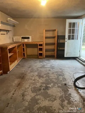 $4,900 | 608 Stillson Road, Fairfield, CT 06824