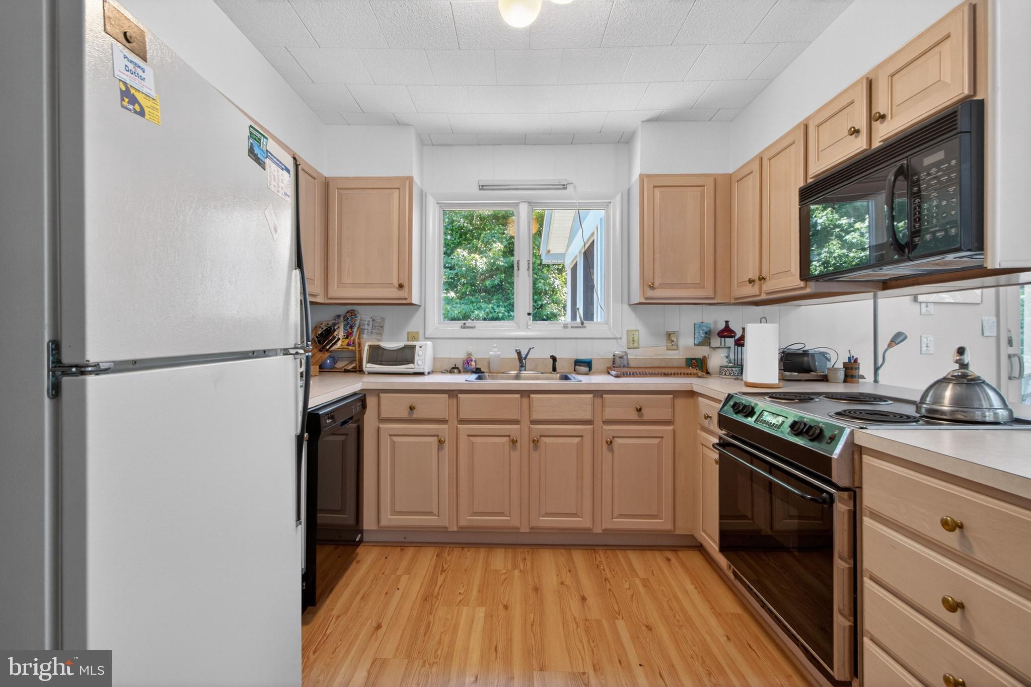 34898 Rickards Road Frankford, DE 19945 - Photo 17 of 50 Kitchen