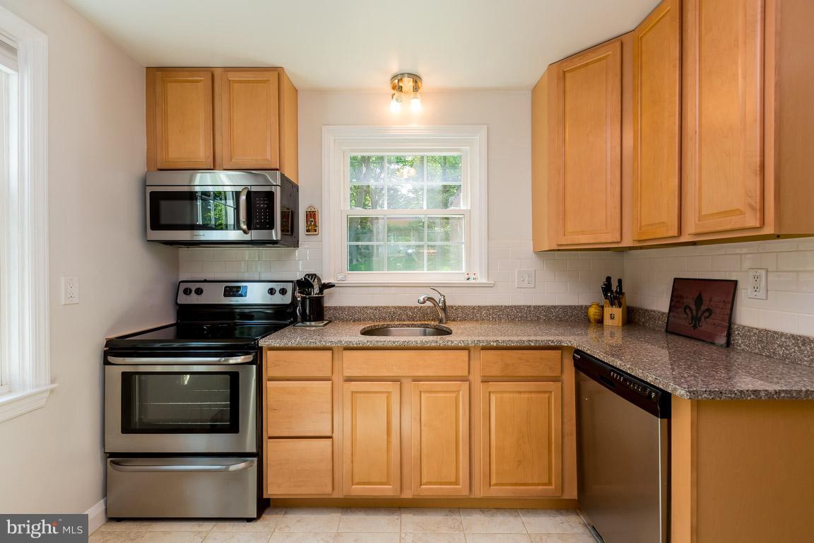 505 Wingate Road Baltimore, MD 21210 - Photo 6 of 30 Kitchen