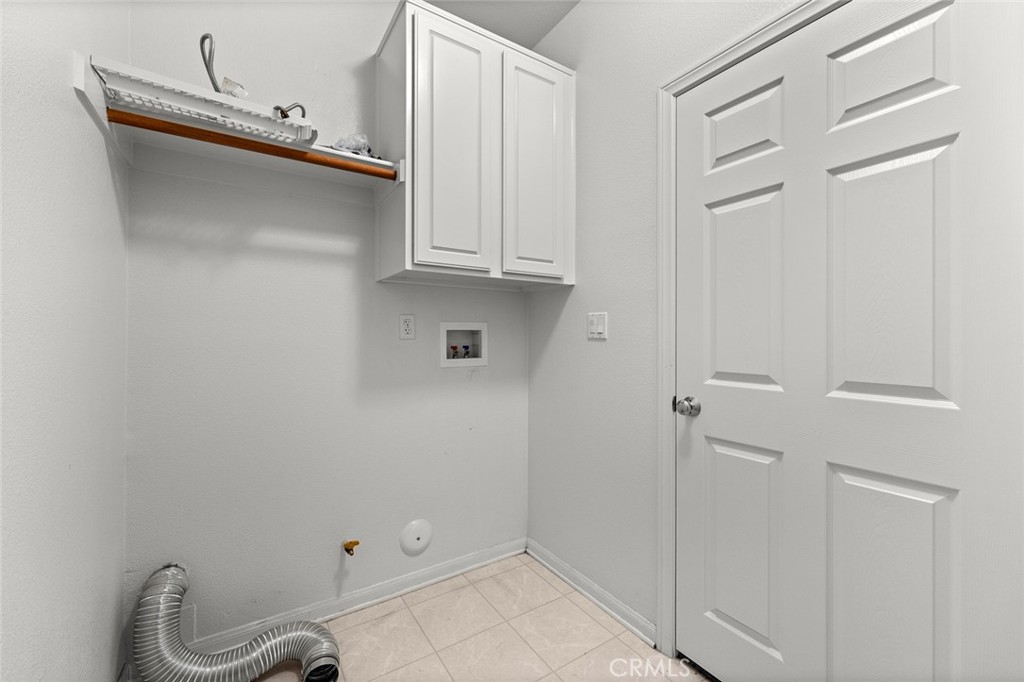 44855 Rutherford Street Temecula, CA 92592 - Photo 21 of 31 a bathroom with a sink