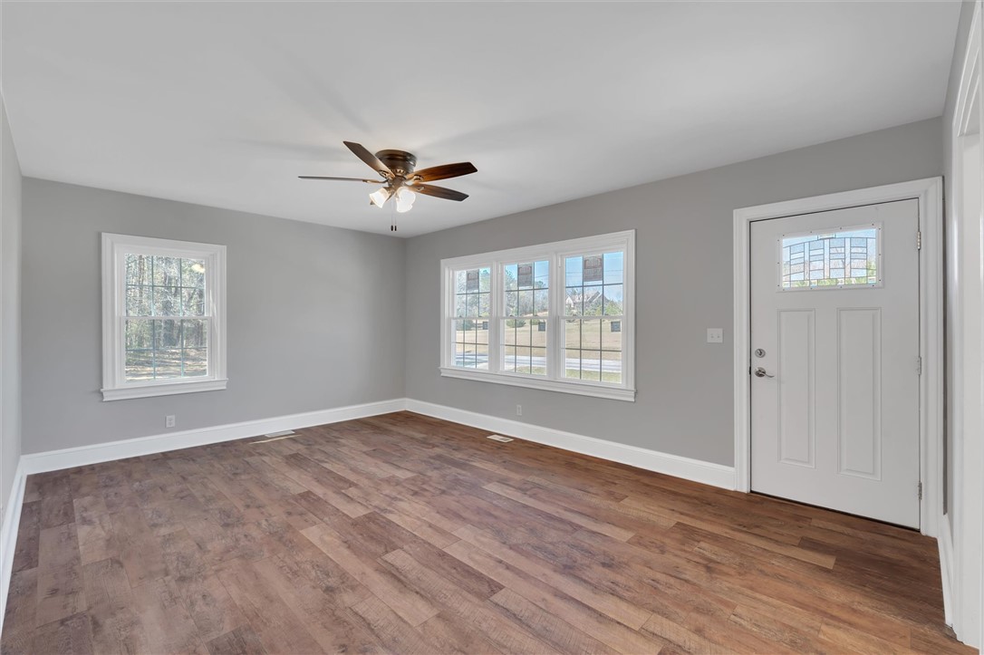 936 Stamp Creek Road Salem, SC 29676 - Photo 5 of 26 Gallery Image 5
