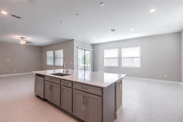 $5,600 | 7714 South Faul Street, Tampa, FL 33616