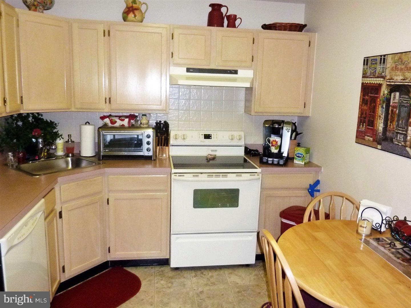 109 Quail Road Marlton, NJ 08053 - Photo 7 of 24 Kitchen