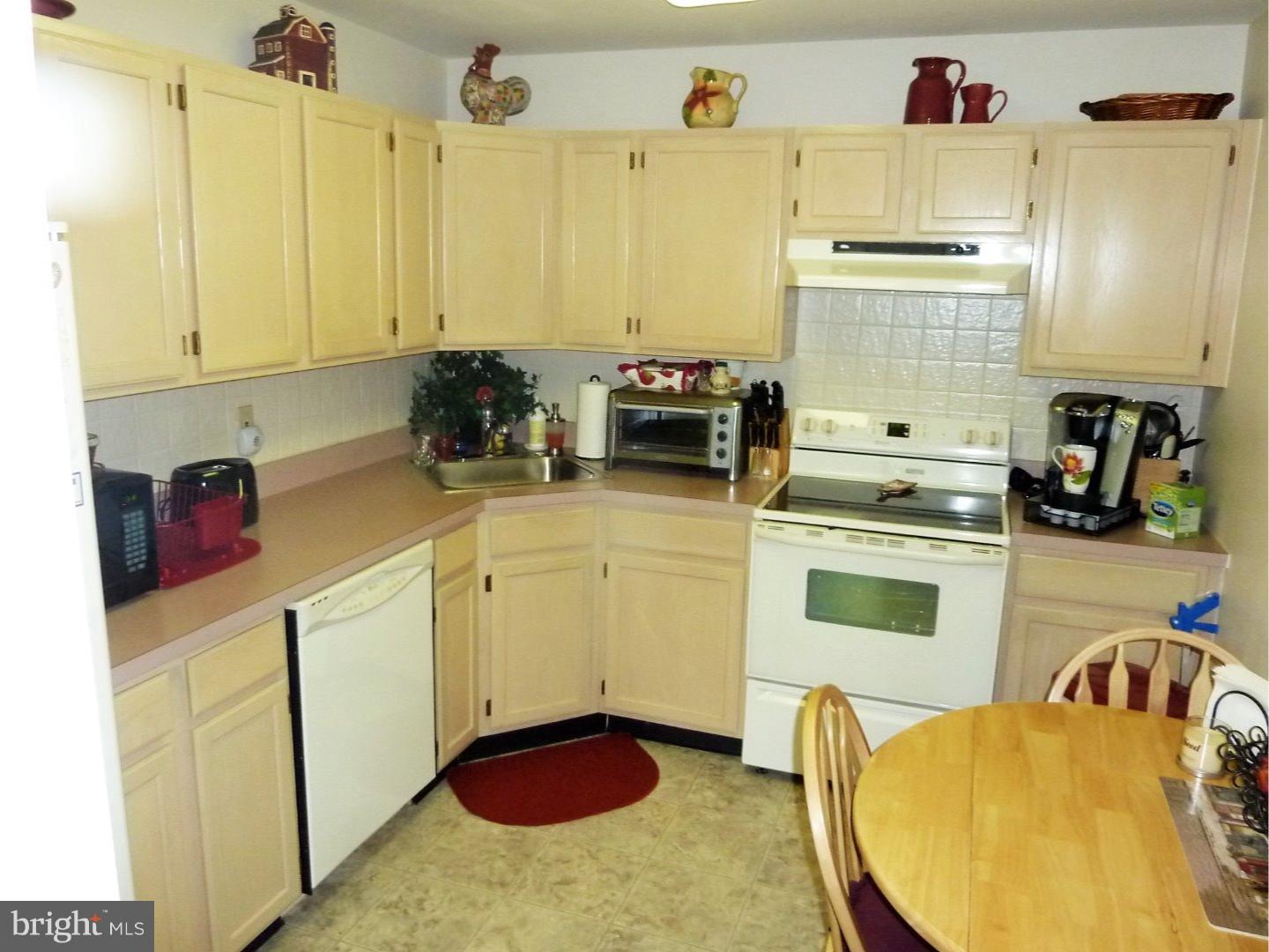 109 Quail Road Marlton, NJ 08053 - Photo 8 of 24 Kitchen