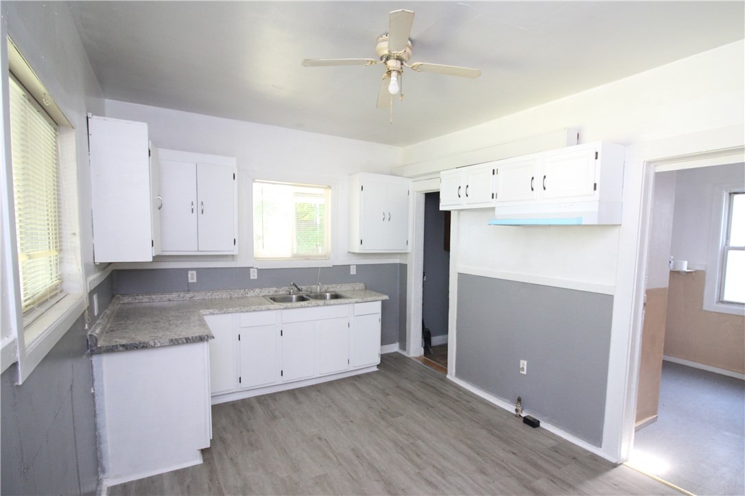 741 Norton Street Rochester, NY 14621 - Photo 5 of 21