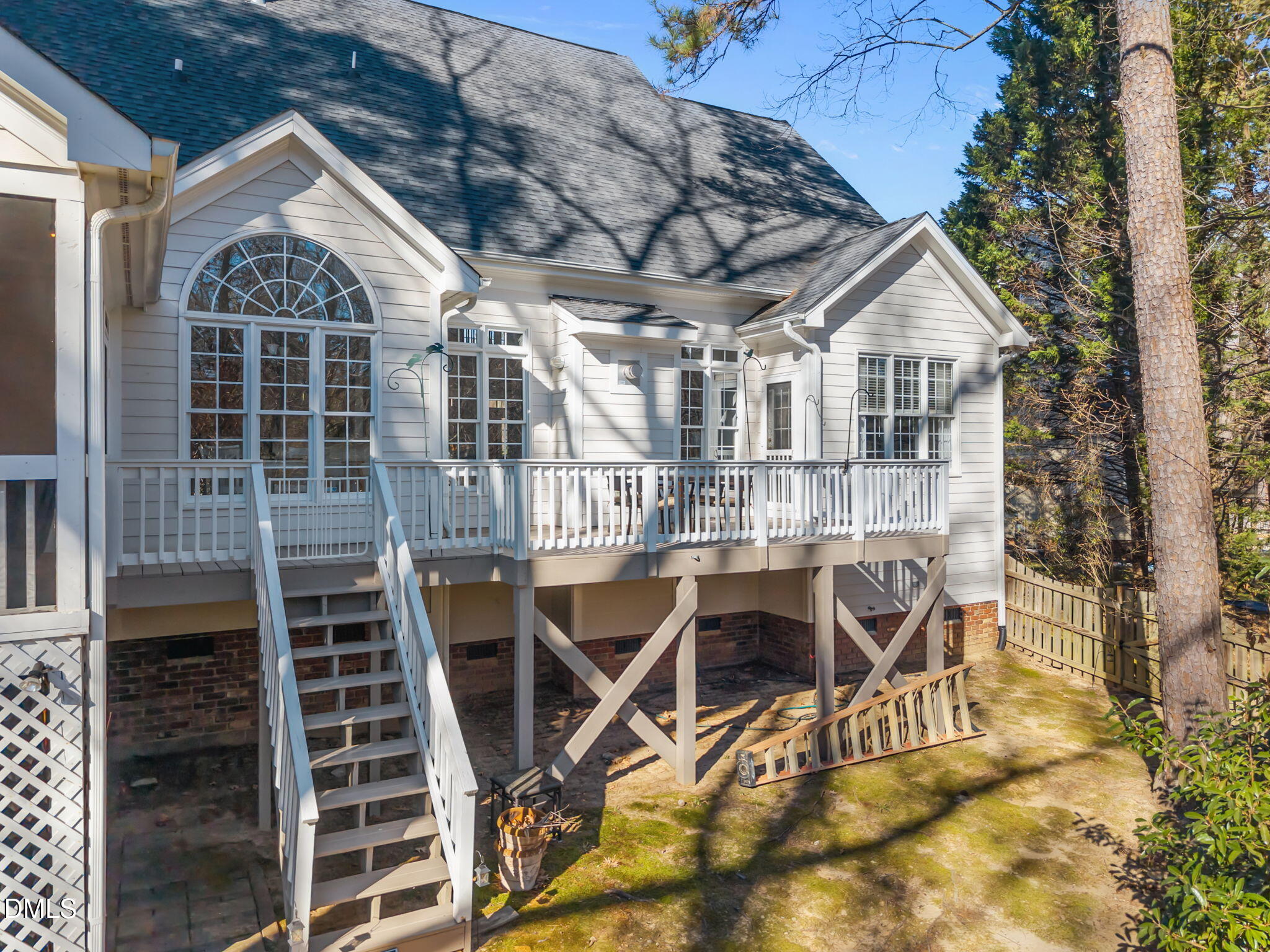 13 Morgans Ridge Lane Durham, NC 27707 - Photo 7 of 53 a view of a chairs and table in the patio