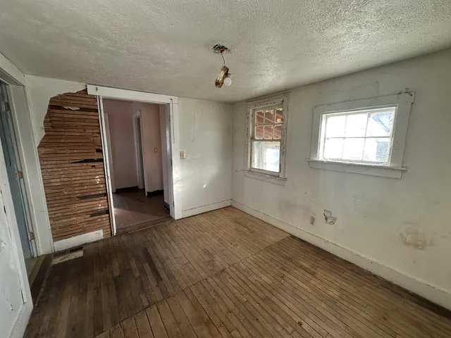 $129,900 | 514 Locust Street, Beloit, WI 53511