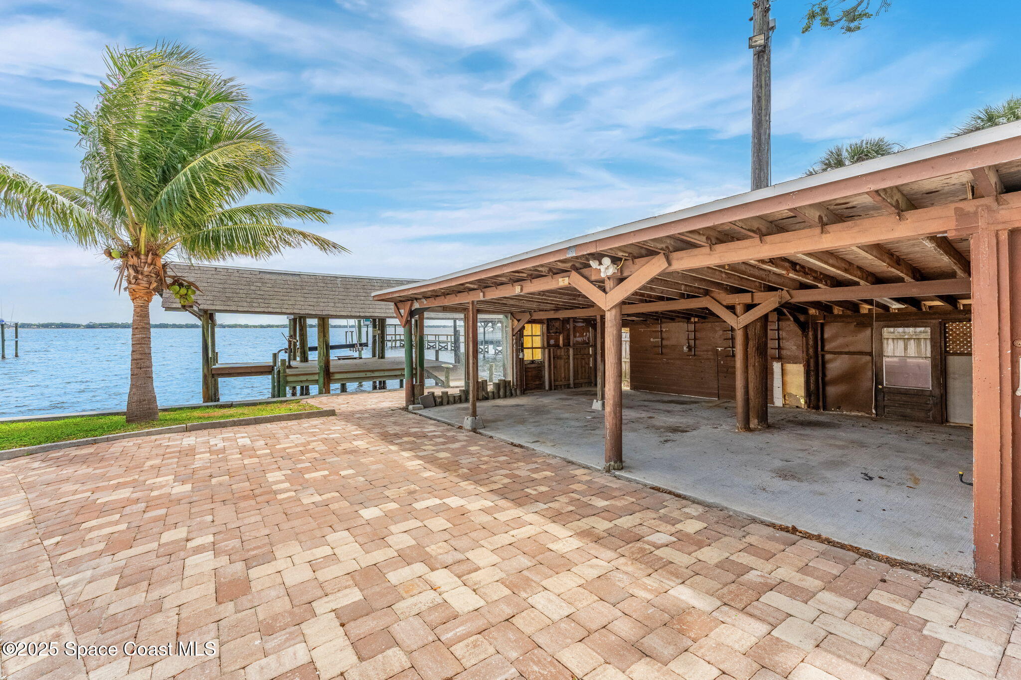 2016 Indian River Drive Cocoa, FL 32922 - Photo 36 of 49 74-web-or-mls-DSC01431-HDR