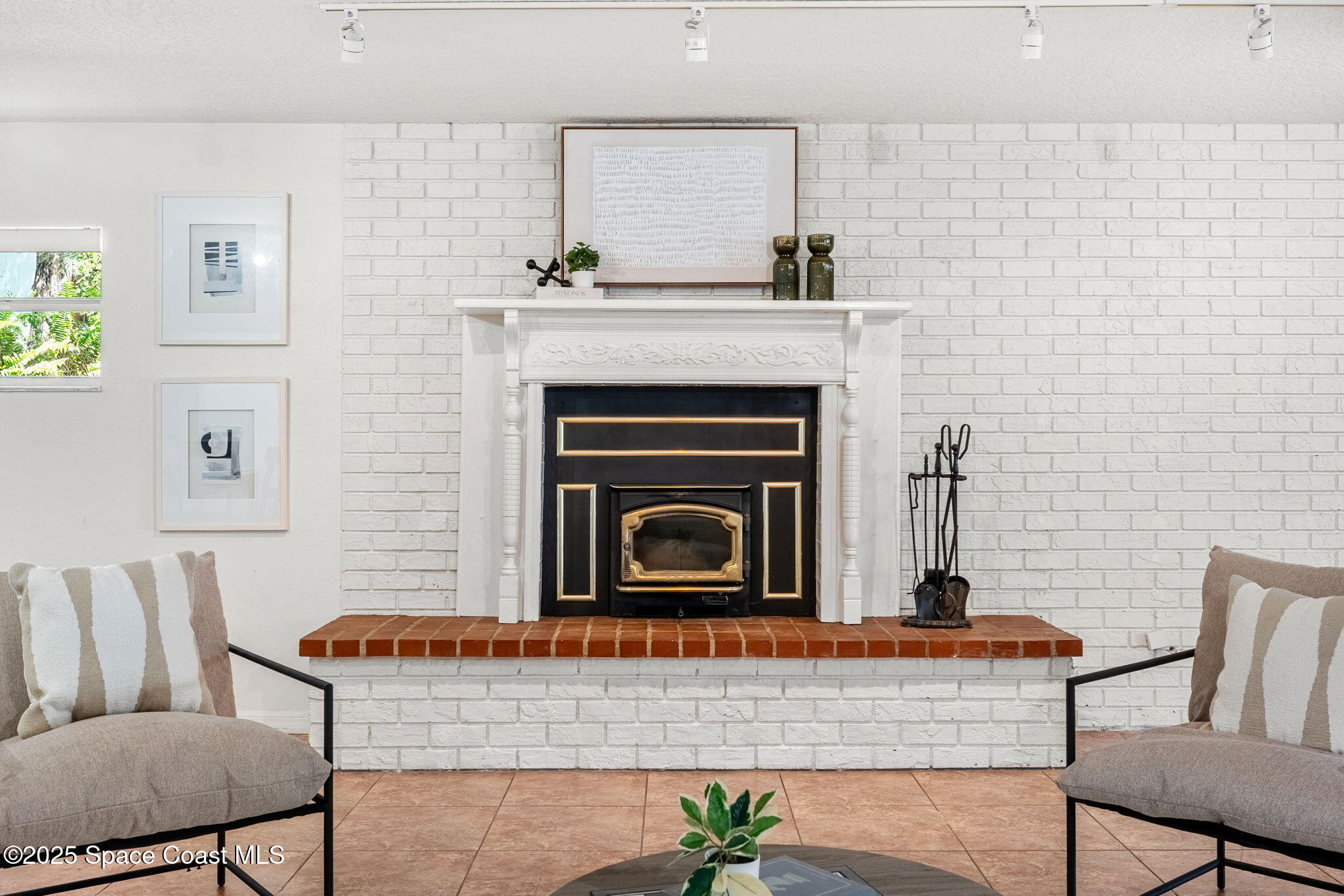 2016 Indian River Drive Cocoa, FL 32922 - Photo 9 of 49 11-web-or-mls-DSC01199-HDR