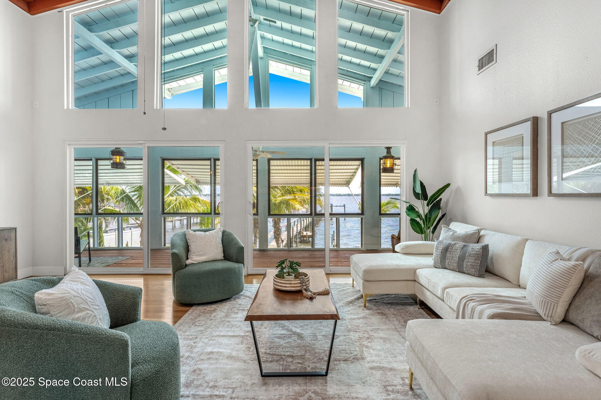 2016 Indian River Drive Cocoa, FL 32922 - Photo 10 of 49 36-web-or-mls-DSC01325-HDR