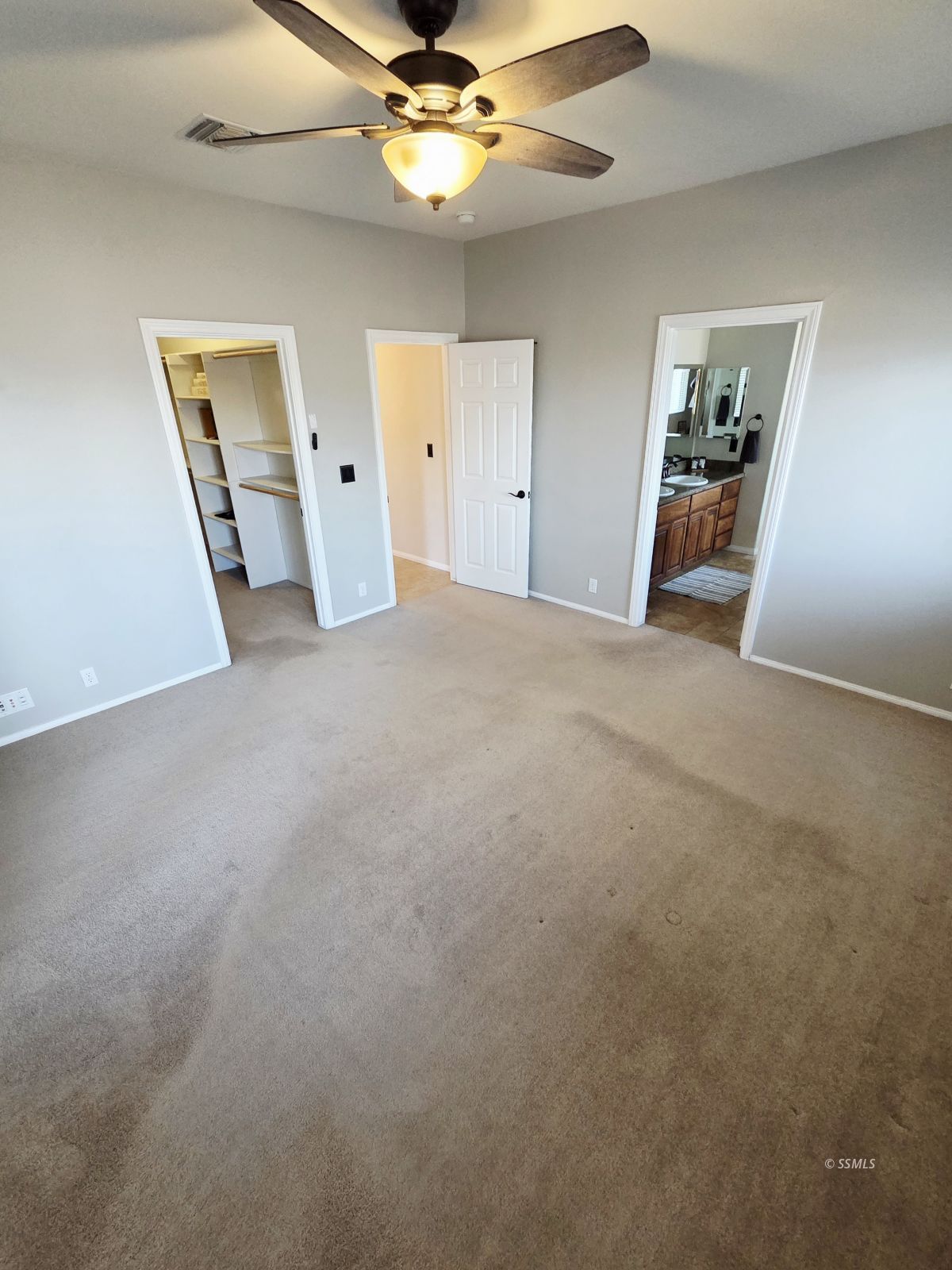424 South Inyo Street Ridgecrest, CA 93555 - Photo 22 of 43
