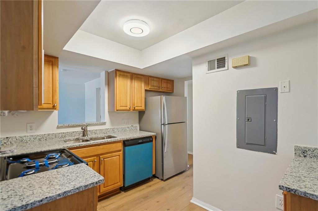 3301 Henderson Mill Road, Unit E5 Atlanta, GA 30341 - Photo 11 of 25
