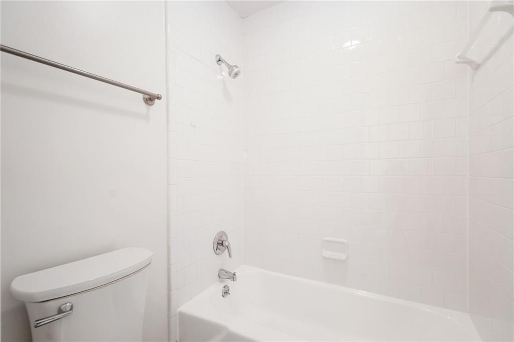 3301 Henderson Mill Road, Unit E5 Atlanta, GA 30341 - Photo 17 of 25