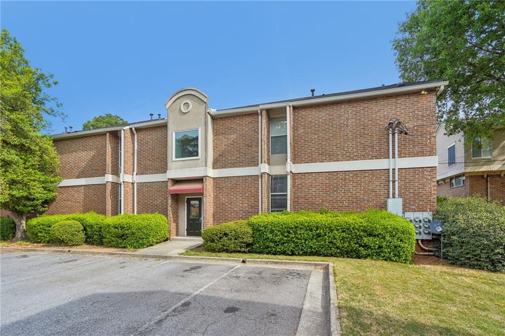 3301 Henderson Mill Road, Unit E5 Atlanta, GA 30341 - Photo 3 of 25