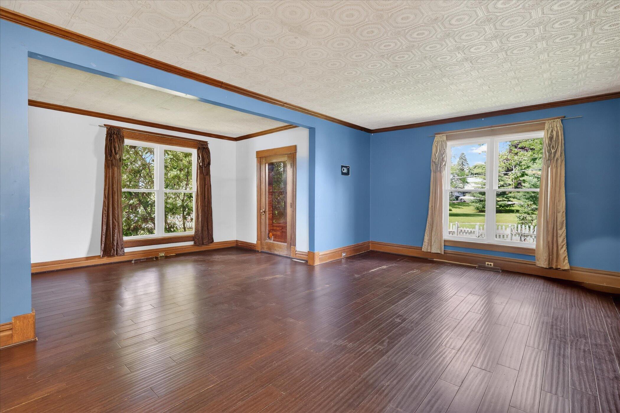 282 Liberty Street Muir, MI 48860 - Photo 10 of 34 11-282-Liberty-St-WindowStill