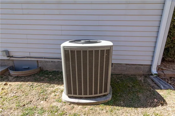 $230,000 | 623 Windsor Circle, Pittsburg, KS 66762