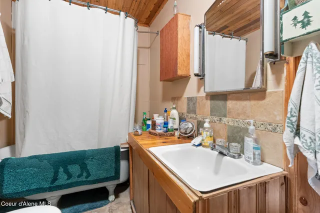 $662,500 | 2559 West Cliffdwellers Drive, Worley, ID 83876