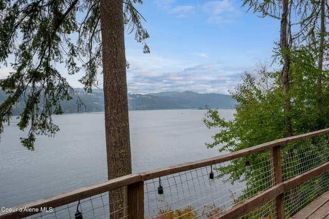 $662,500 | 2559 West Cliffdwellers Drive, Worley, ID 83876