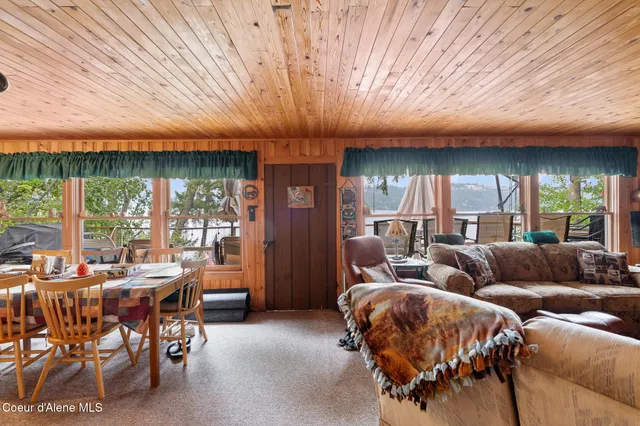 $662,500 | 2559 West Cliffdwellers Drive, Worley, ID 83876