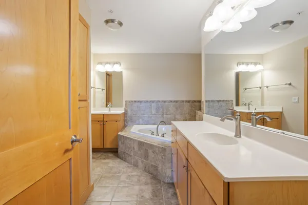 $599,000 | 150 Front Street, Unit 323, Prescott, WI 54021