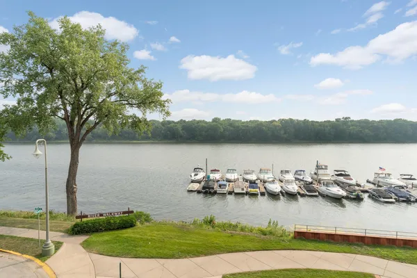 $599,000 | 150 Front Street, Unit 323, Prescott, WI 54021