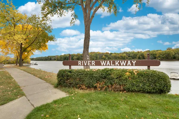 $599,000 | 150 Front Street, Unit 323, Prescott, WI 54021