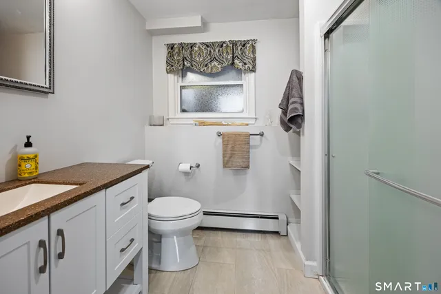 $449,900 | 1986 Hartford Turnpike, North Haven, CT 06473