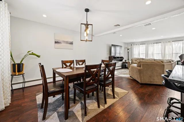 $449,900 | 1986 Hartford Turnpike, North Haven, CT 06473