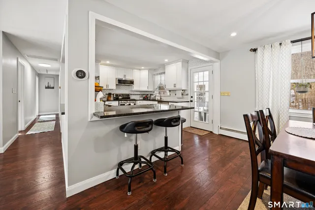 $449,900 | 1986 Hartford Turnpike, North Haven, CT 06473