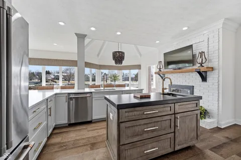 $1,590,000 | 4967 Deer Ridge Drive North, Carmel, IN 46033