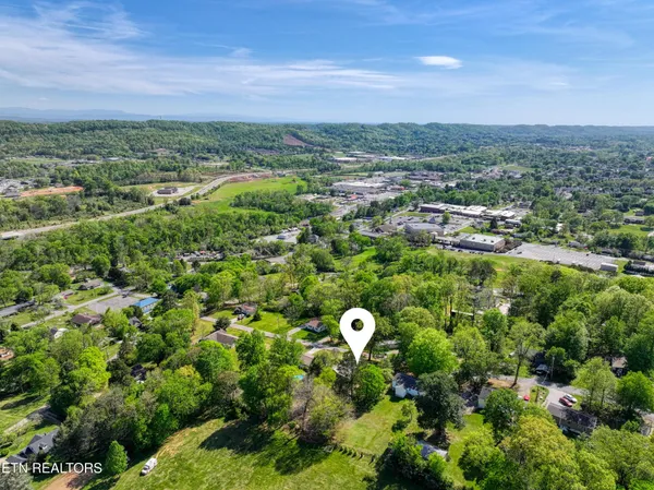 $475,000 | 7822 Fersner Road, Powell, TN 37849