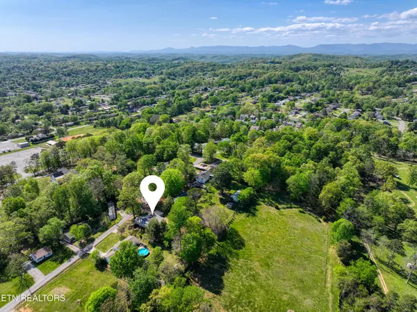 $475,000 | 7822 Fersner Road, Powell, TN 37849