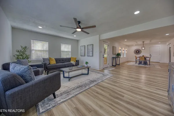 $475,000 | 7822 Fersner Road, Powell, TN 37849