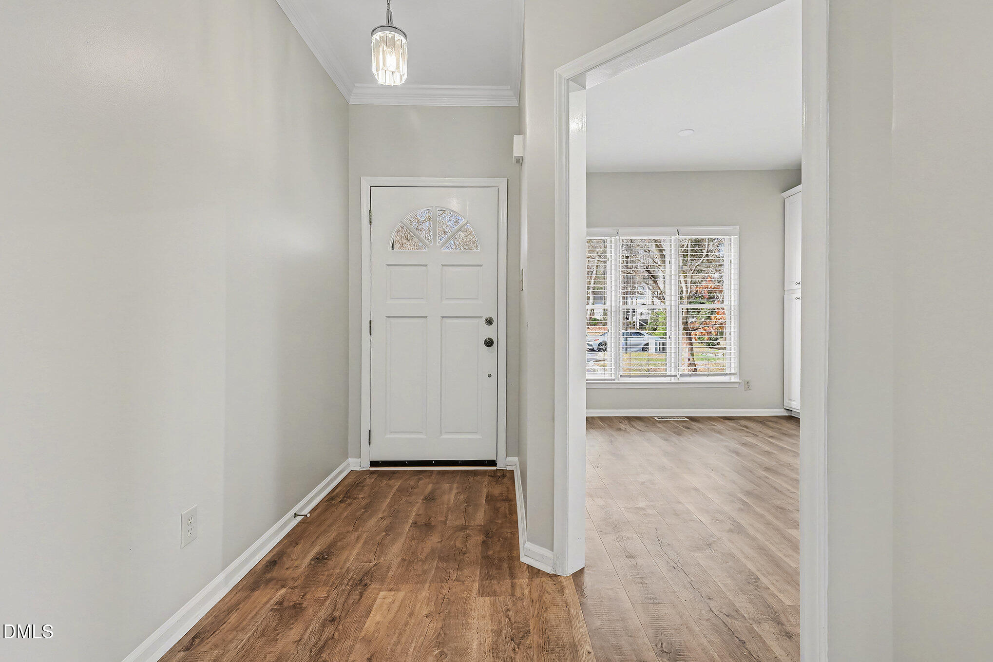 3706 Carnegie Lane Raleigh, NC 27612 - Photo 2 of 20 002_file_355