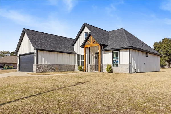 $350,000 | 67 Westwood Drive East, Trinity, TX 75862