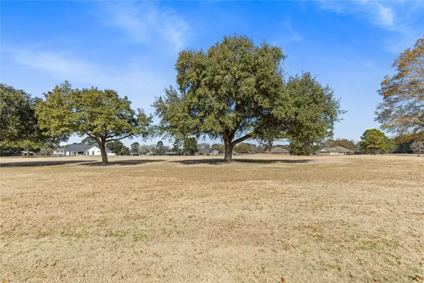 $350,000 | 67 Westwood Drive East, Trinity, TX 75862