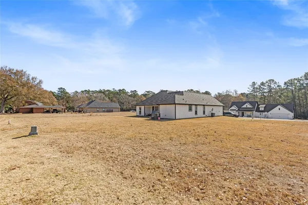 $350,000 | 67 Westwood Drive East, Trinity, TX 75862