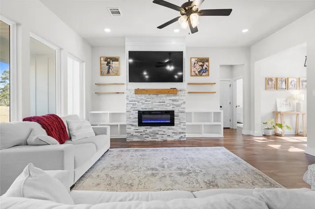 $360,000 | 67 Westwood Drive East, Trinity, TX 75862