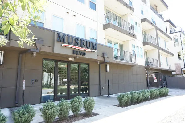 $239,000 | 4819 Caroline Street, Unit 111, Houston, TX 77004