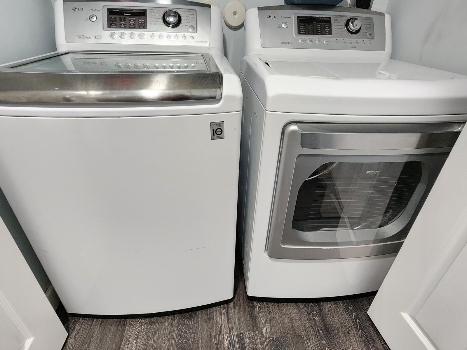 250 Timberwalk Trail Jupiter, FL 33458 - Photo 17 of 20 396