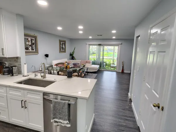 $3,200 | 250 Timberwalk Trail, Jupiter, FL 33458