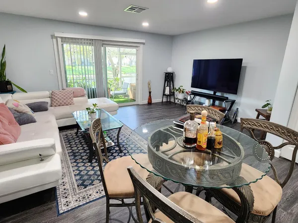 $3,200 | 250 Timberwalk Trail, Jupiter, FL 33458