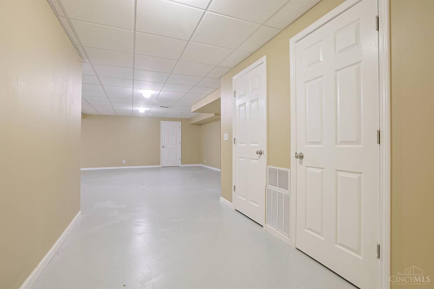7307 Hunters Ridge Lane Cincinnati, OH 45247 - Photo 38 of 69