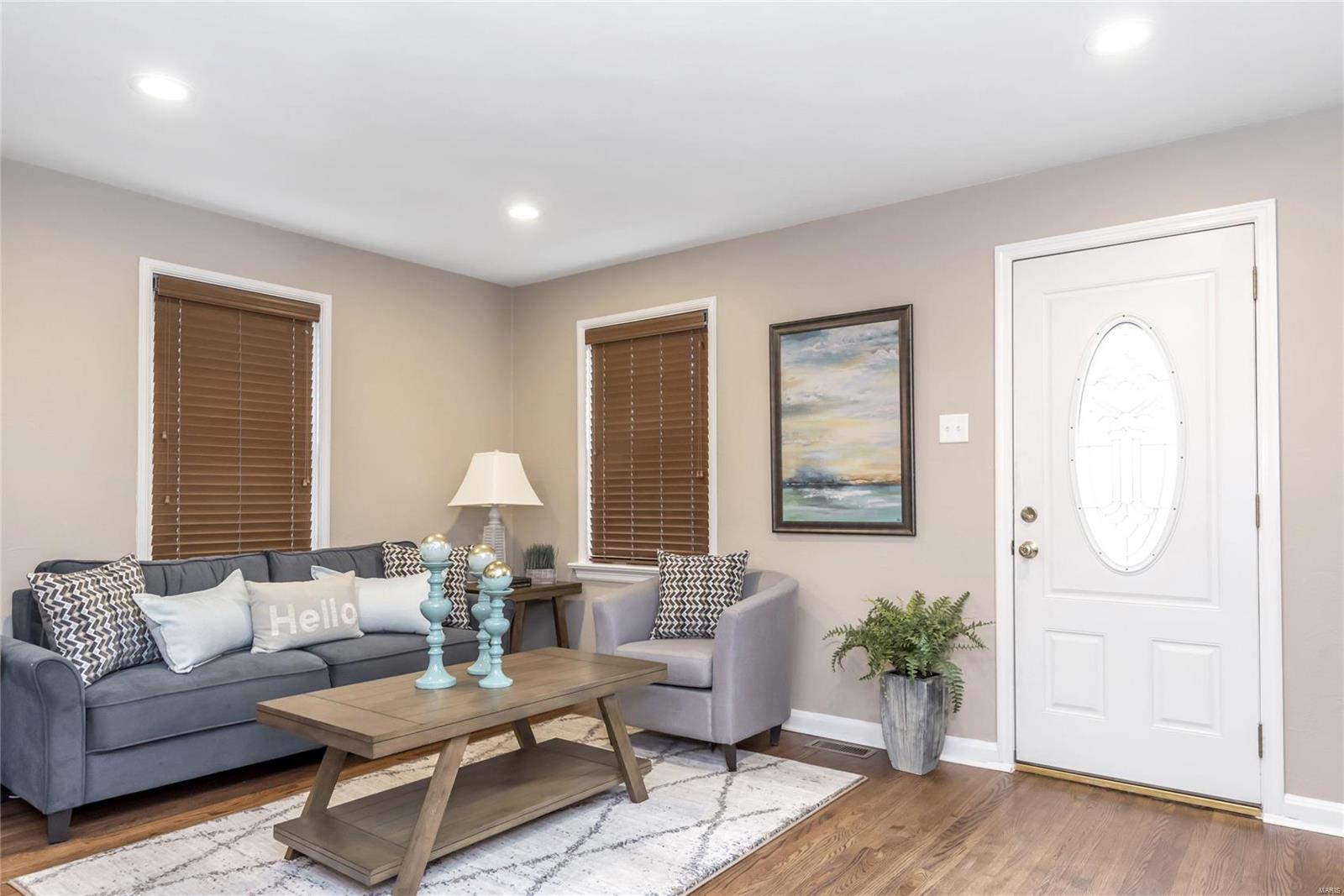 7101 Rhodes Avenue St. Louis, MO 63123 - Photo 3 of 23 Gallery Image 3