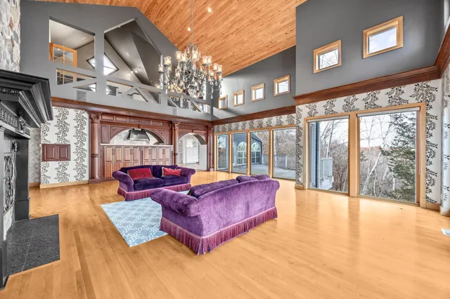 $7,500 | 1560 Bluff Creek Drive, Chaska, MN 55318