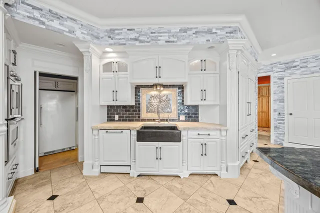 $7,500 | 1560 Bluff Creek Drive, Chaska, MN 55318