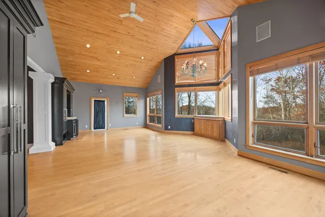 $7,500 | 1560 Bluff Creek Drive, Chaska, MN 55318