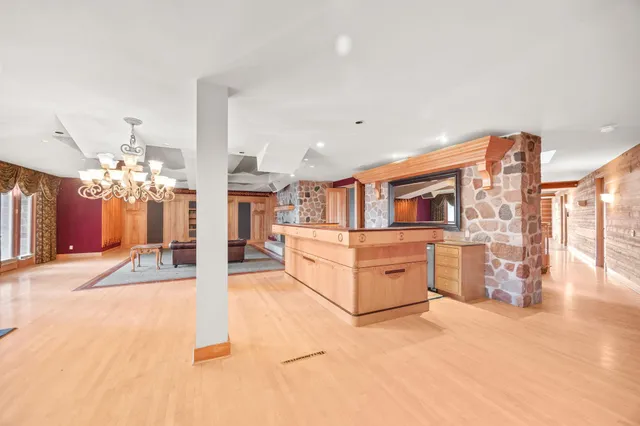 $7,500 | 1560 Bluff Creek Drive, Chaska, MN 55318