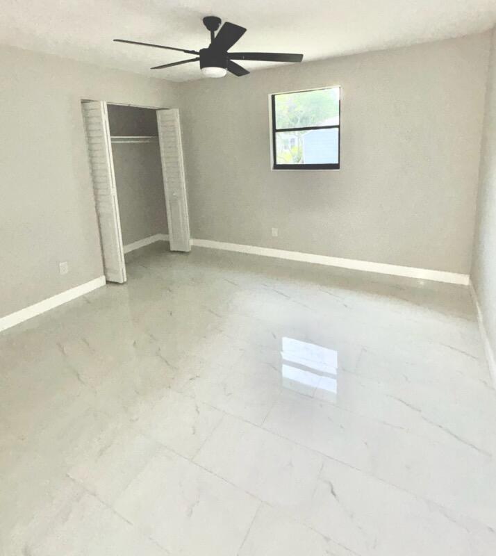 801 Central Avenue Stuart, FL 34994 - Photo 5 of 10 IMG_7041